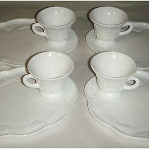 💗 Vintage Milk Glass Colony Harvest Grapes Snack Plate & Cup Sets, Set of 4.
